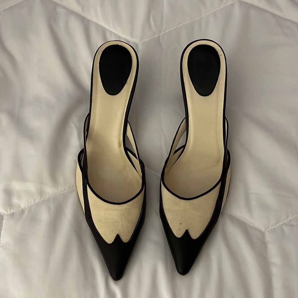 Gucci pumps